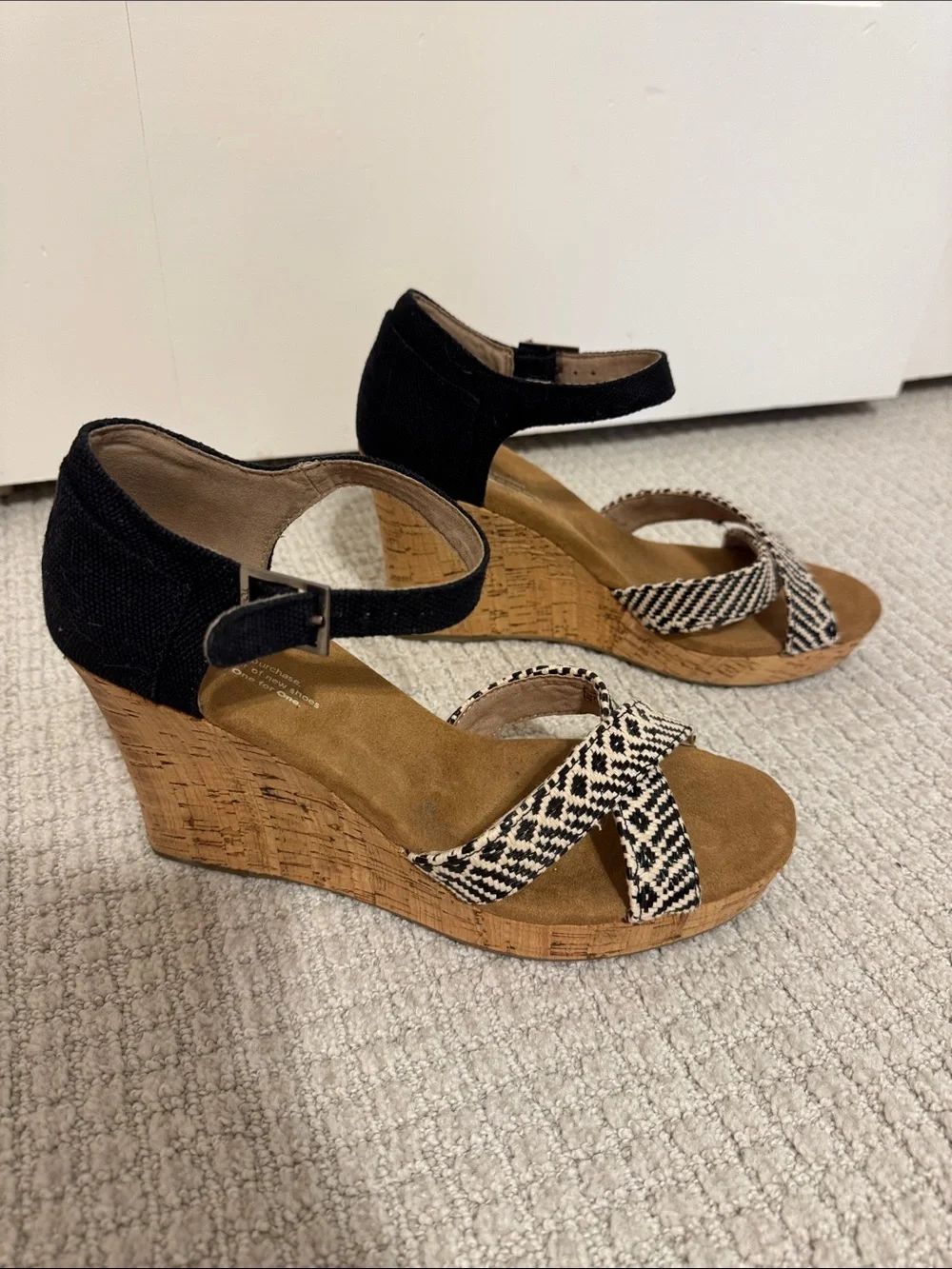 TOMS Black Ankle-Strap Wedges with Ikat Print - size 9